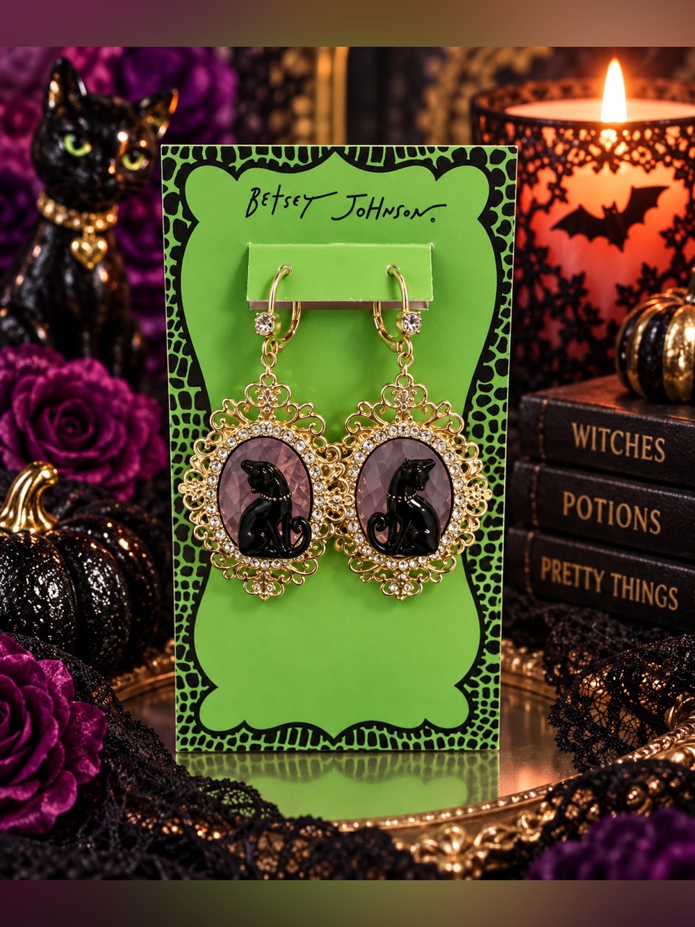 Betsey Johnson Gold Filigree Cat Cameo Drop Halloween Earrings Brand New